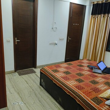 Bedroom in 3 BHK Builder Floor at Malviya Nagar – for Rent