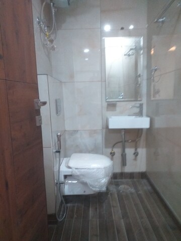 Bathroom in 3 BHK Builder Floor at New Rajinder Nagar – for Rent