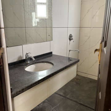 Kitchen in 4 BHK Apartment at Dasnac Burj, Sector 75 – for Rent