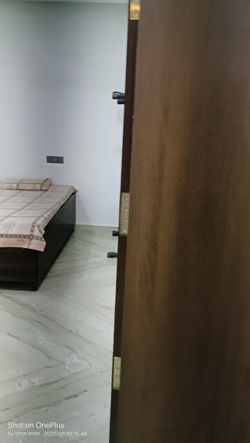 Room in 6+ BHK Independent House at Sector 23 – for Sale