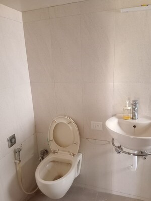 Bathroom in 2 BHK Apartment at Juhu – for Sale