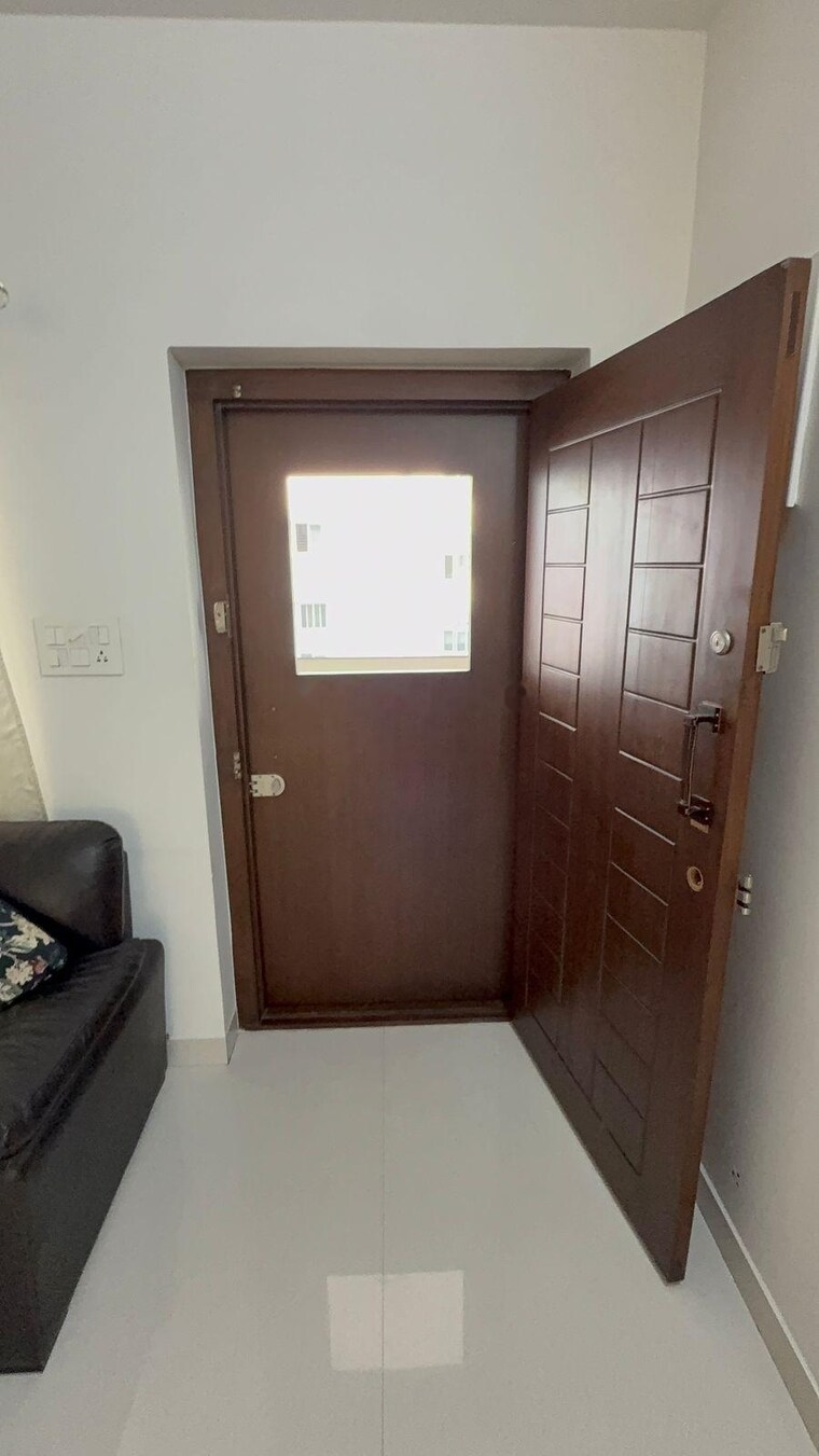Room, dukes-galaxy 3 Bedroom 1983 Sq.Ft. Apartment In Banjara Hills Hyderabad 9131444