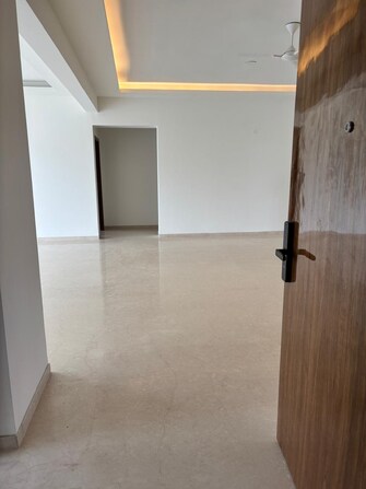3 BHK + Servant Room 2985 Sq.Ft. Apartment in Mahindra Luminare