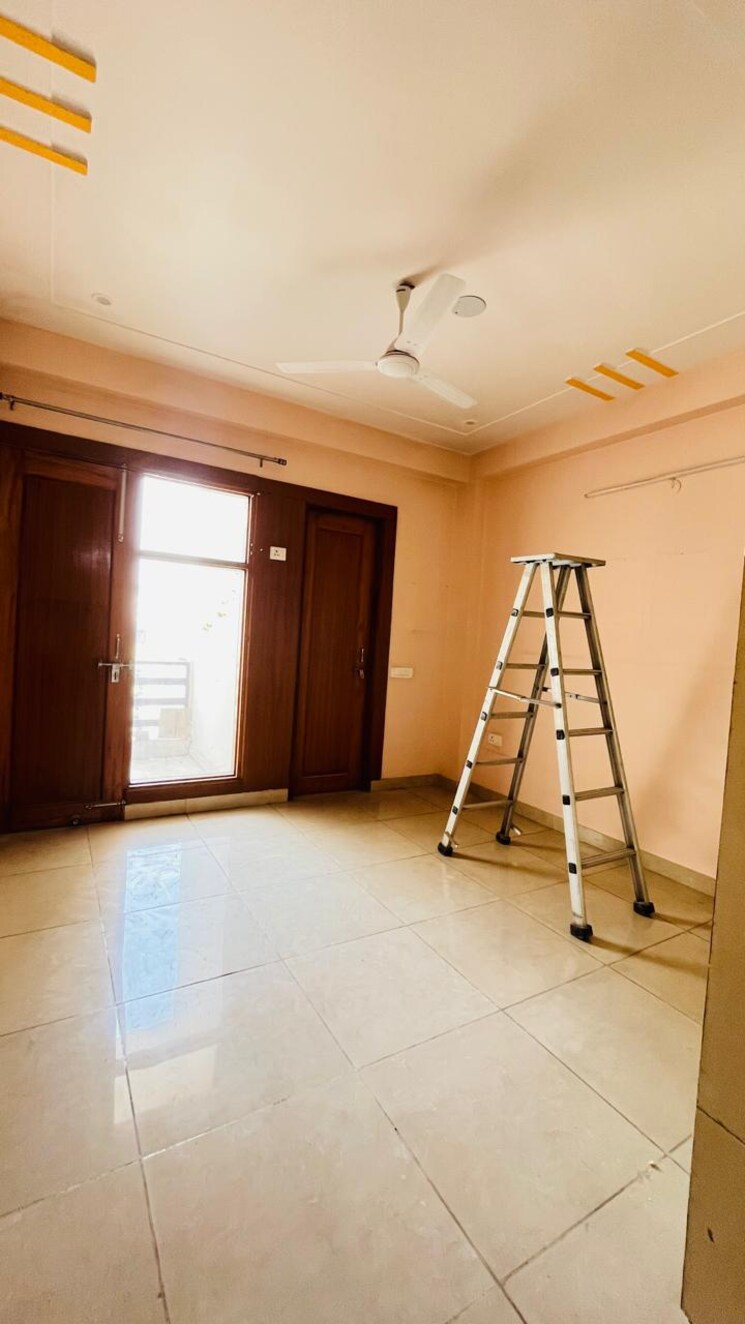 Room, sector 38 2 Bedroom 1465 Sq.Ft. Builder Floor In Sector 38 Gurgaon 9131519