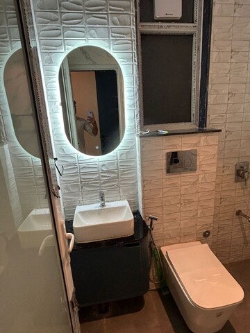 Bathroom in 1 RK Builder Floor at Saurabh Niwas, Sector 40 – for Rent