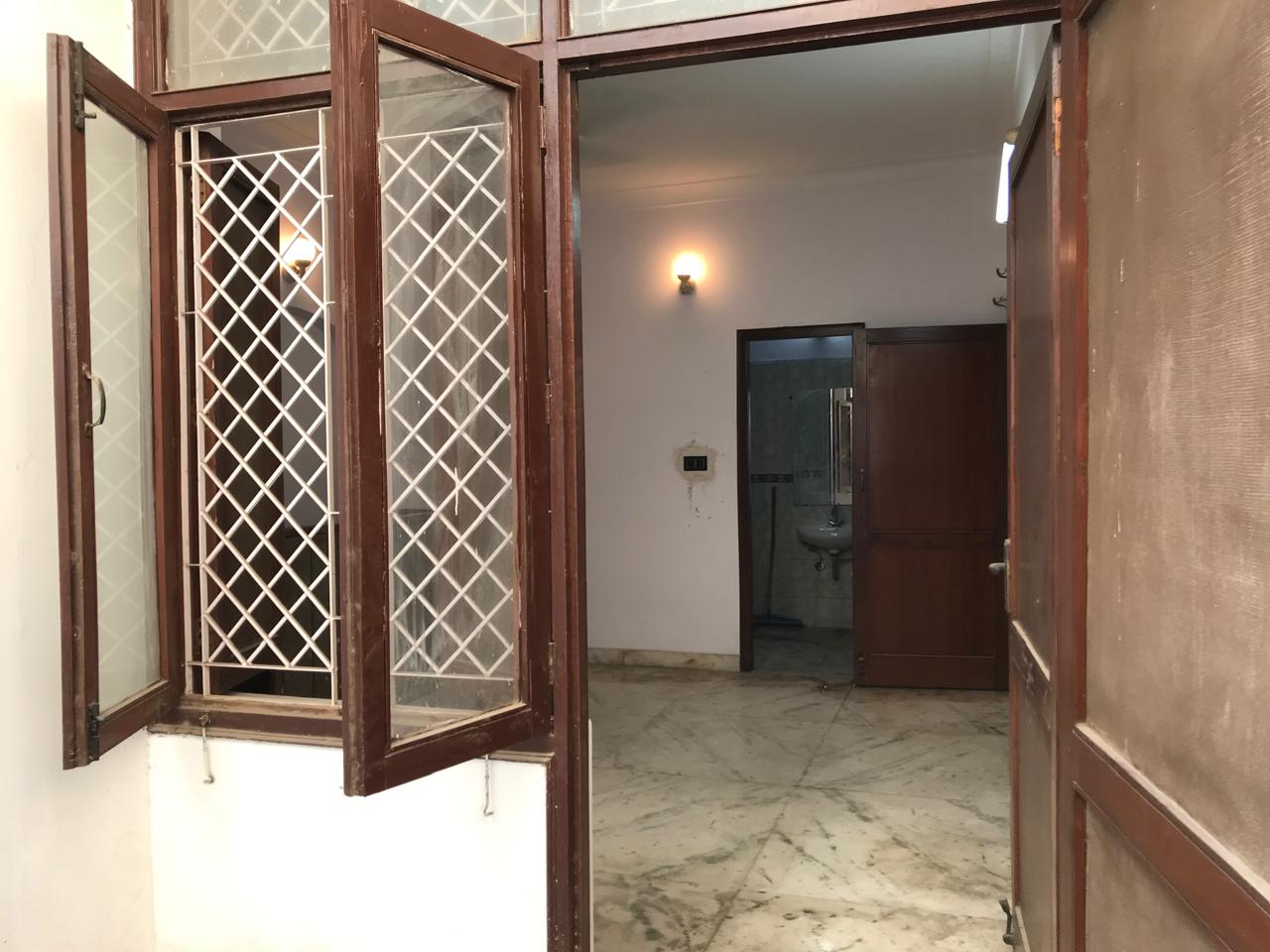 3 BHK + Pooja Room Independent House For Rent in Sector 30