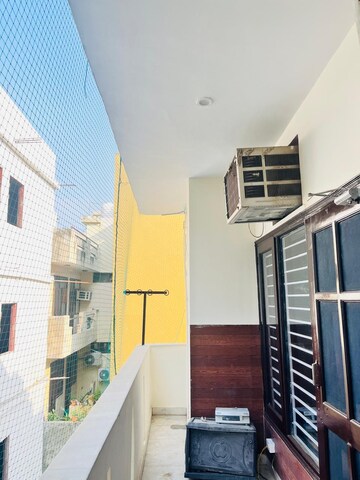Staircase in 2 BHK Builder Floor at Sector 38 – for Rent