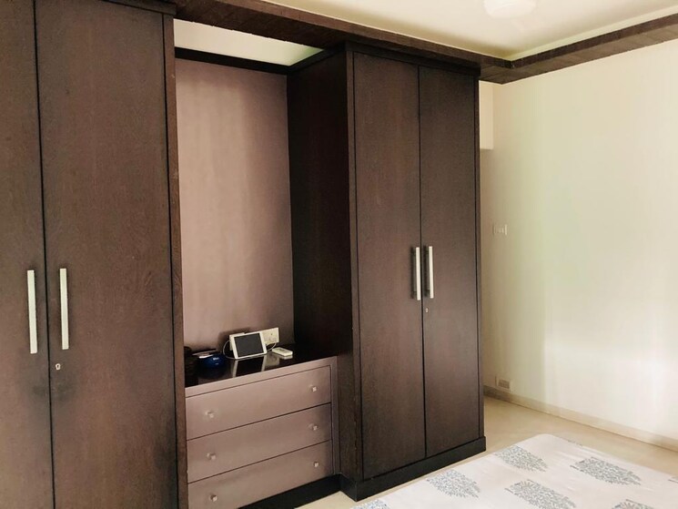 Room, eminente-i 3 Bedroom 1800 Sq.Ft. Apartment In Khar West Mumbai 9131587