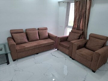 Living Room in 3 BHK Apartment at Kothrud – for Rent
