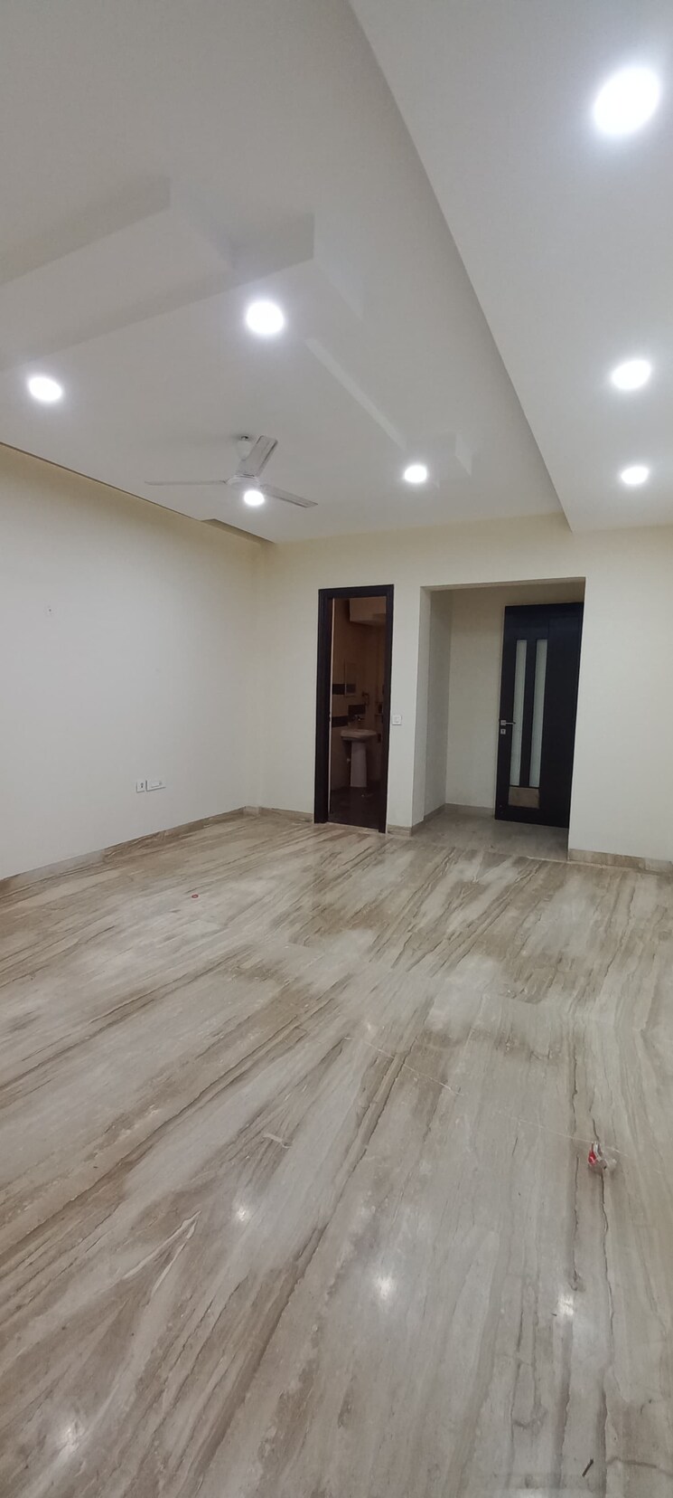 Room, sector 41 4 Bedroom 100 Sq.Mt. Independent House In Sector 41 Noida 9131603