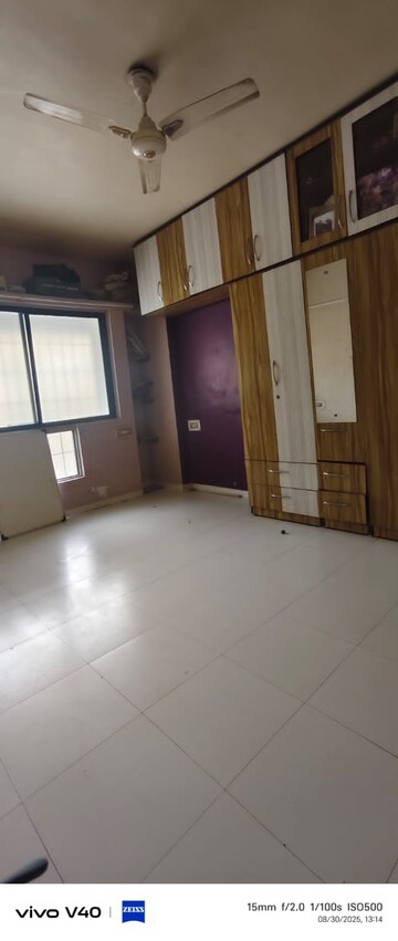 Room in 2 BHK Apartment at Neco Gardens, Viman Nagar – for Rent