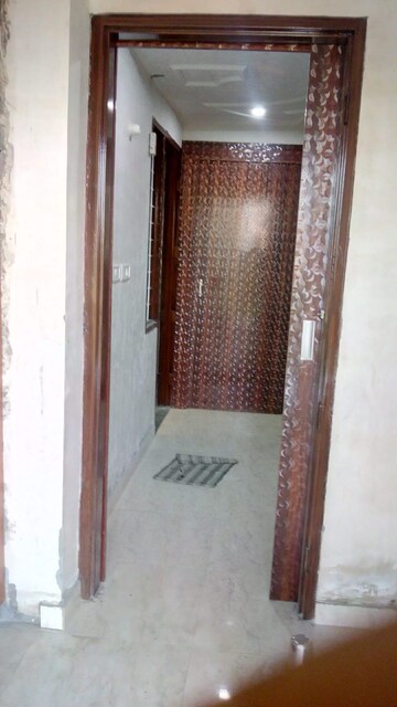 Building Lobby in 2 BHK Builder Floor at Sector 38 – for Rent