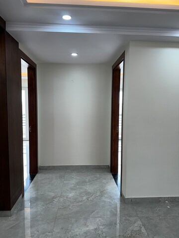 Furnished Amenities in 3 BHK Independent House at Sector 21c – for Rent