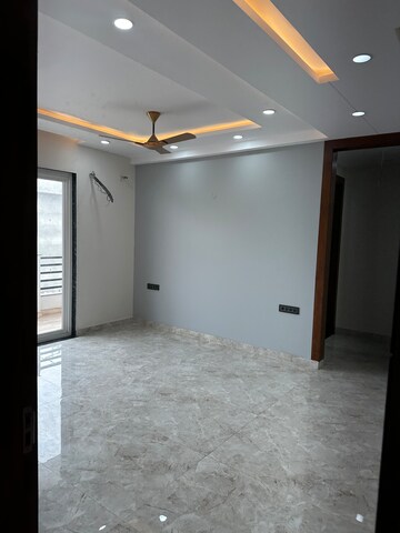 Furnished Amenities in 3 BHK Independent House at Sector 21c – for Rent