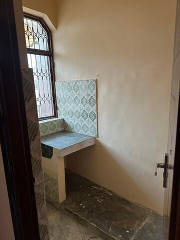 Bedroom in 2.5 BHK Builder Floor at Sector 30 – for Rent