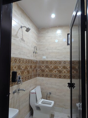 Bathroom in 3 BHK Builder Floor at Rama Park – for Rent