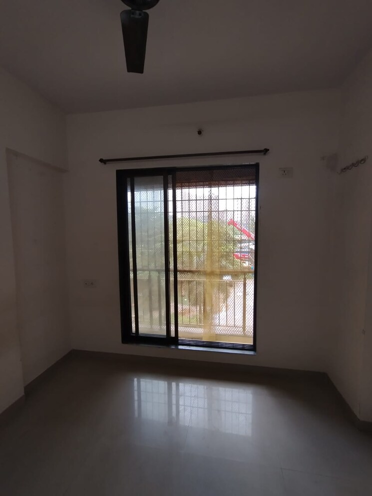 Room, squarefeet-imperial-square 1 Bedroom 365 Sq.Ft. Apartment In Ghodbunder Road Thane 9131660