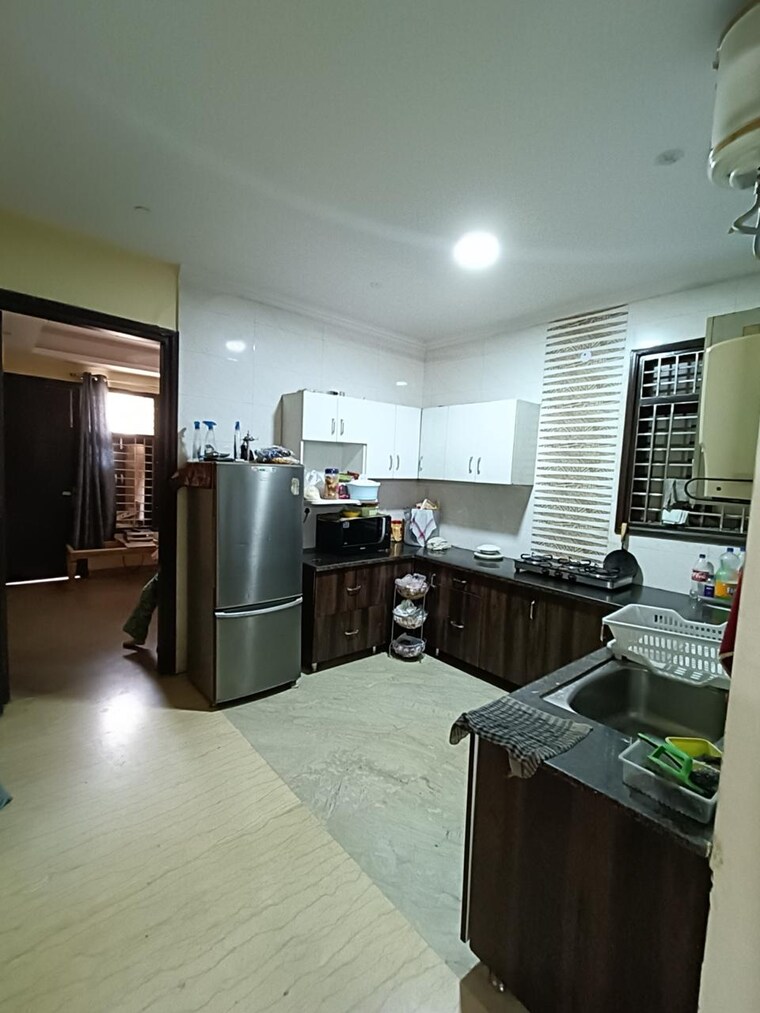 Kitchen, chattarpur 3 Bedroom 140 Sq.Yd. Builder Floor In Chattarpur Delhi 9131742