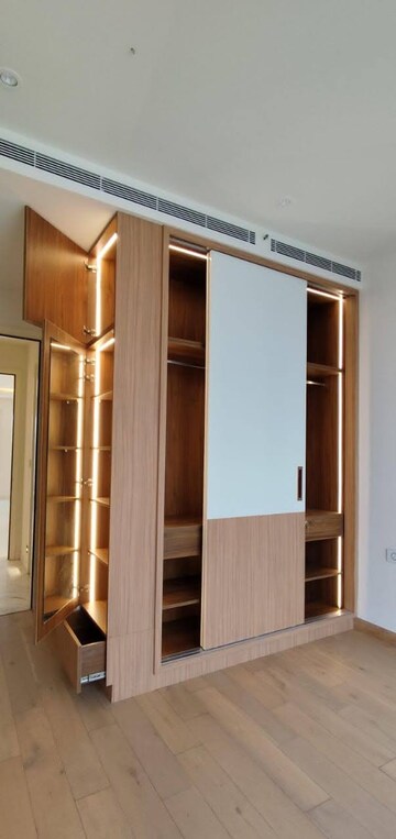 3 BHK Apartment For Rent in L&T Raintree Boulevard, Hebbal