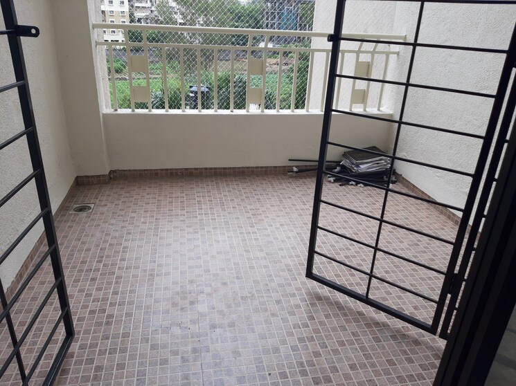 Balcony, shrinivas-crossover-county-b-wing 2 Bedroom 1000 Sq.Ft. Apartment In Sinhagad Road Pune 9131748