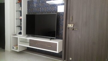 Room in 2 BHK Apartment at Bhosale Nagar – for Rent