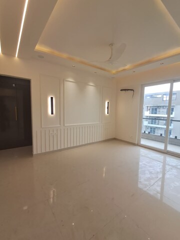 3 BHK Apartment For Rent in Artique Uptown Skylla, International Airport Road