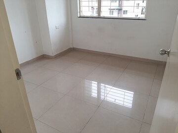 Room in 2 BHK Apartment at Paranjape Schemes Madhukosh, Dhayari – for Rent
