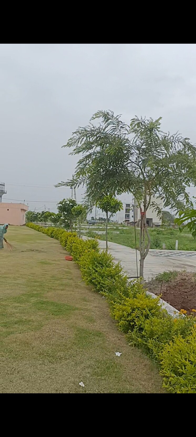 Garden, pitampur  1200 Sq.Ft. Plot In Pitampur Indore 9131827