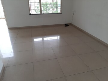 Room in 2 BHK Apartment at Paranjape Schemes Madhukosh, Dhayari – for Rent