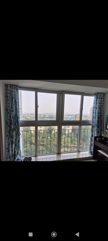 Room in 2 BHK Apartment at Ruparel Ariana, Parel – for Rent