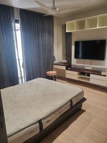Bedroom in 2.5 BHK Apartment at Lodha New Cuffe Parade, Wadala – for Rent
