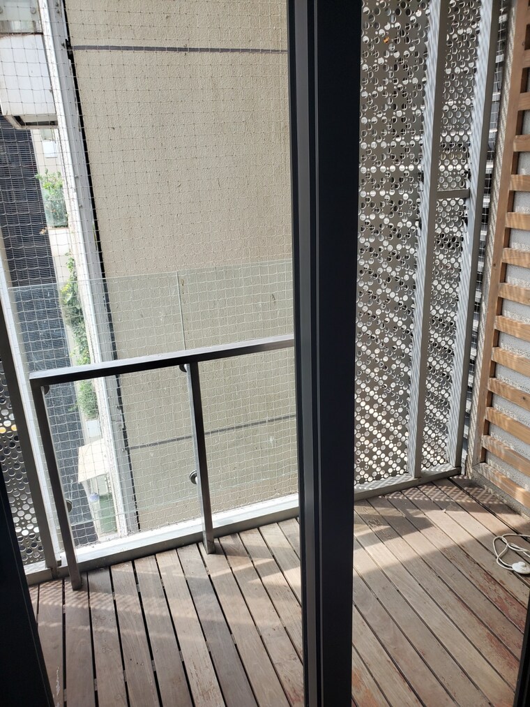 Balcony, lodha-new-cuffe-parade 2.5 Bedroom 1255 Sq.Ft. Apartment In Wadala Mumbai 9131886