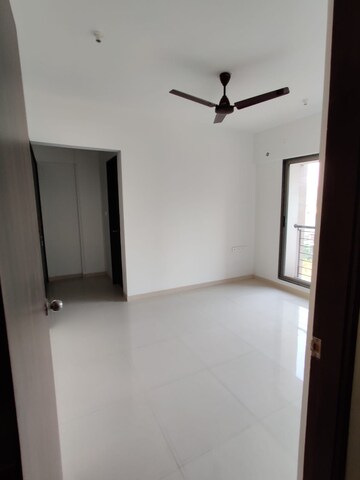 Room in 2 BHK Apartment at Runwal Eirene, Balkum Pada – for Sale