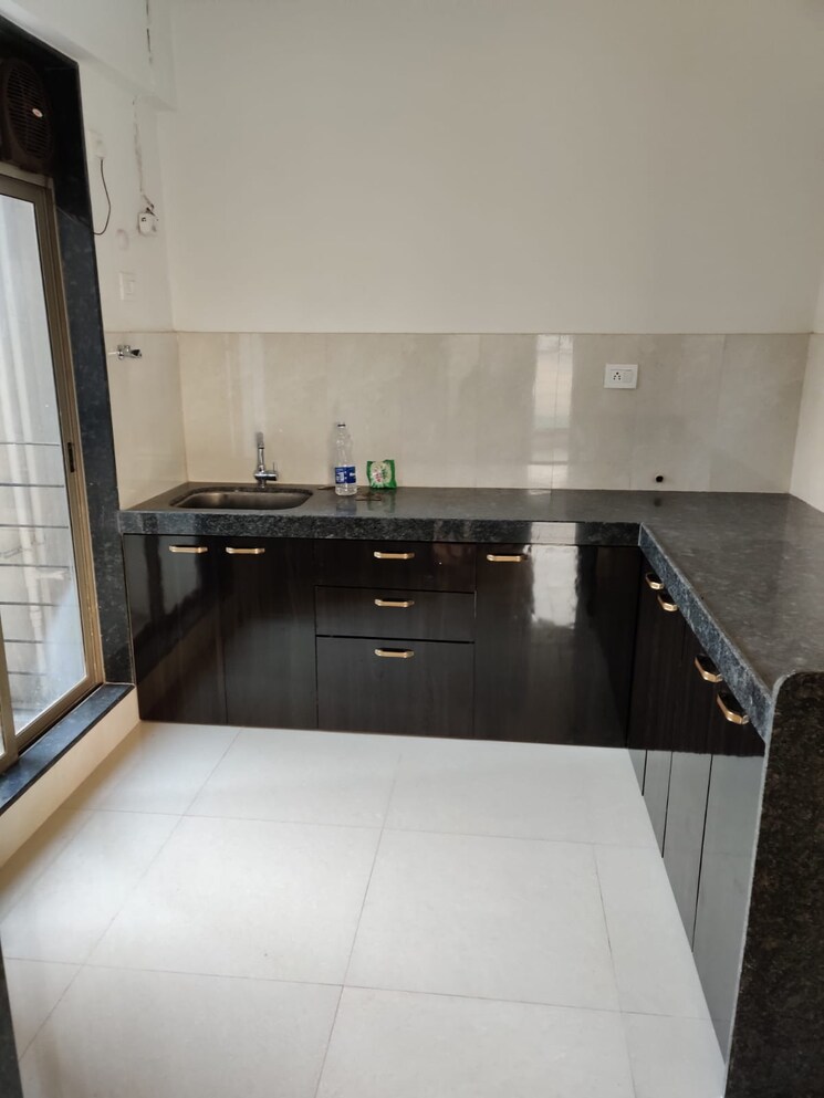 Kitchen, runwal-eirene 2 Bedroom 730 Sq.Ft. Apartment In Balkum Pada Thane 9131890