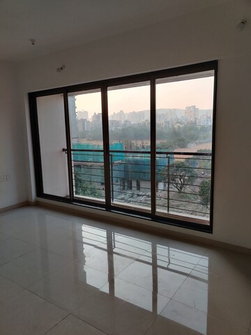 Room in 2 BHK Apartment at Runwal Eirene, Balkum Pada – for Sale