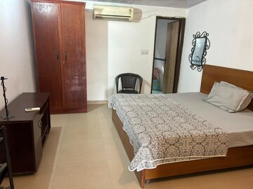 Bedroom in 2 BHK Apartment at RWA Apartments Sector 39, Sector 39 – for Rent