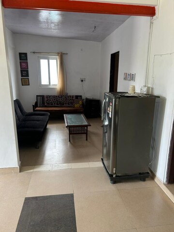 Living Room in 2 BHK Apartment at RWA Apartments Sector 40, Sector 40 – for Rent