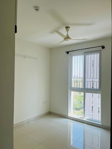 Room in 2 BHK Apartment at Brigade Cornerstone Utopia, Varthur – for Rent