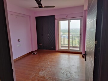 Room in 2.5 BHK Apartment at Samriddhi Seven Heaven, Ranibagh – for Rent