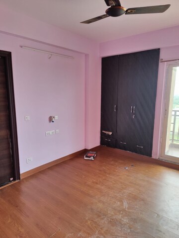 Room in 2.5 BHK Apartment at Samriddhi Seven Heaven, Ranibagh – for Rent