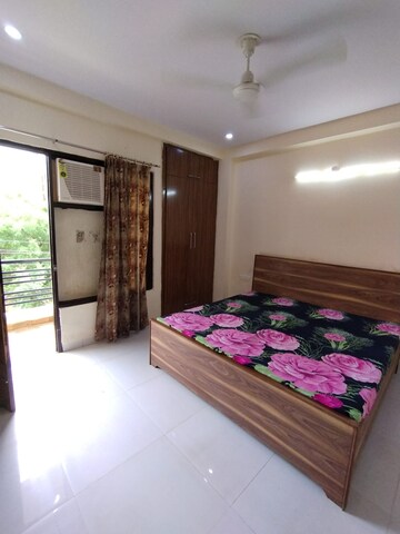 2 BHK Apartment For Rent in RWA Apartments Sector 41, Sector 41