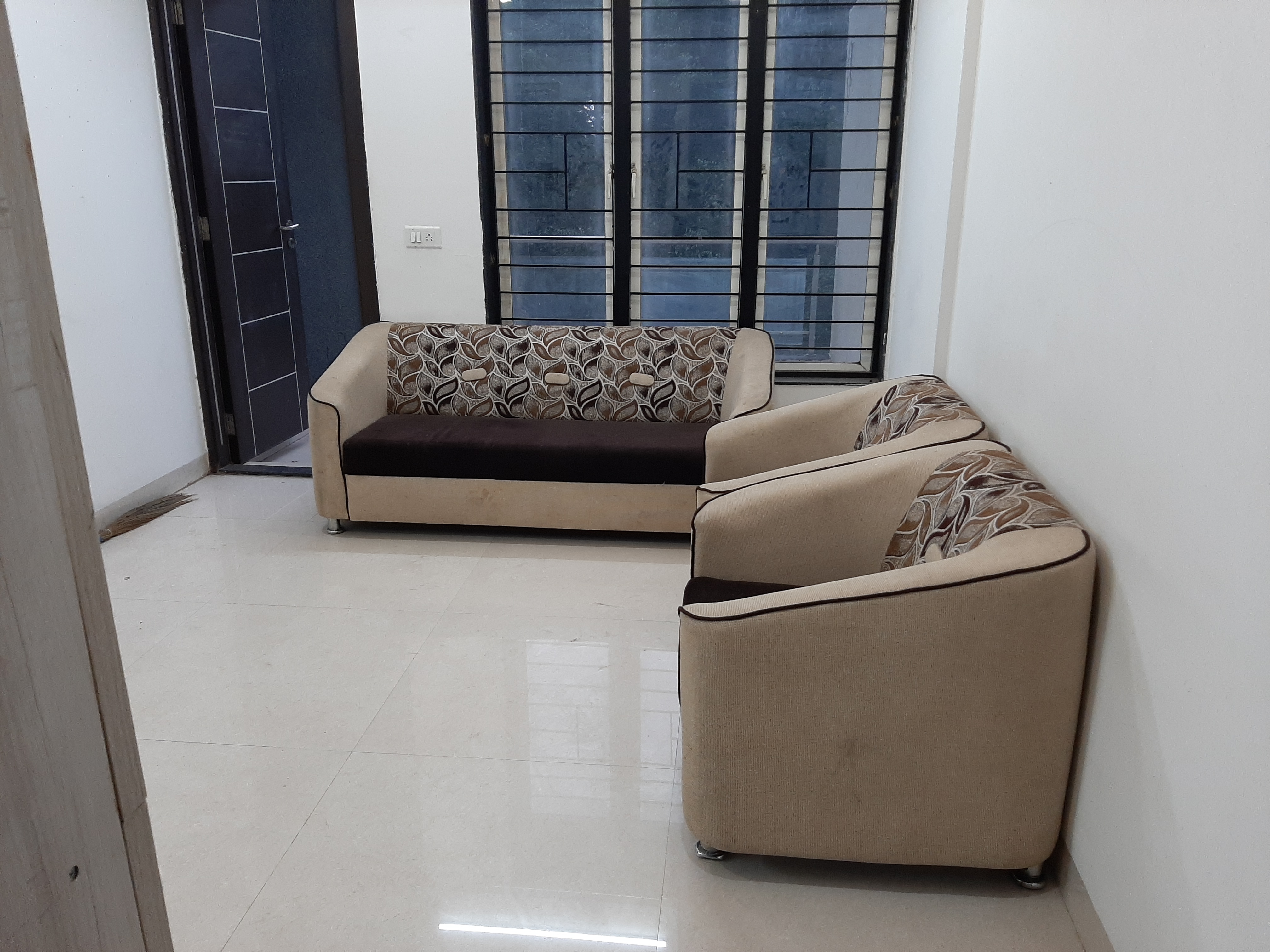 3 BHK + Servant Room Apartment For Rent in SRK Mango Nest
