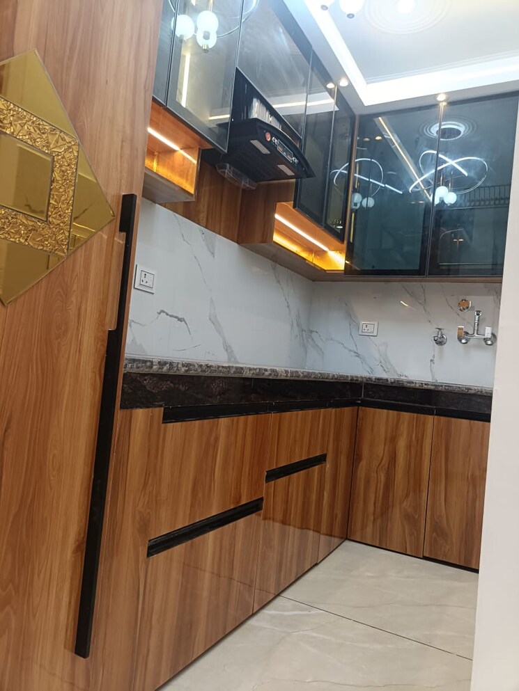 Kitchen, dwarka mor 2 Bedroom 60 Sq.Yd. Builder Floor In Dwarka Mor Delhi 9132016