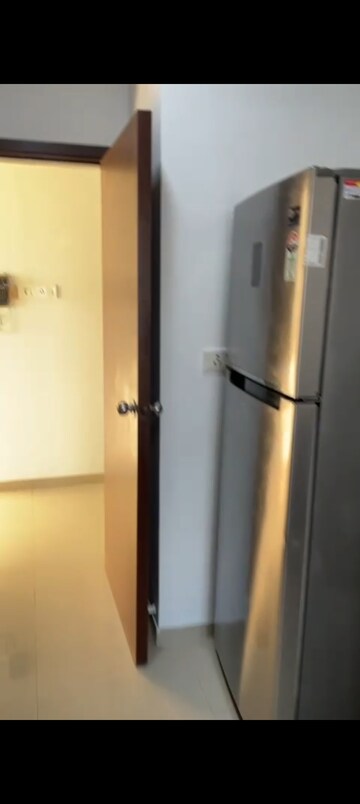Building Lobby in 2.5 BHK Apartment at Oberoi Realty Splendor, Andheri East – for Rent