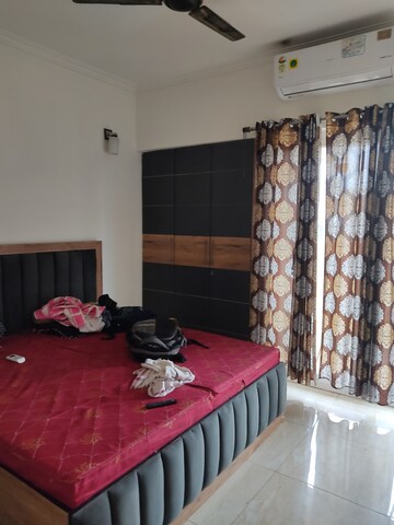 Furnished Amenities in 2 BHK Apartment at Gaur City 2 - 14th Avenue, Sector 16c Greater Noida – for Rent