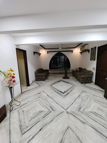 Bedroom in 2 BHK Apartment at Shyam Saran Society, Koregaon Park – for Rent