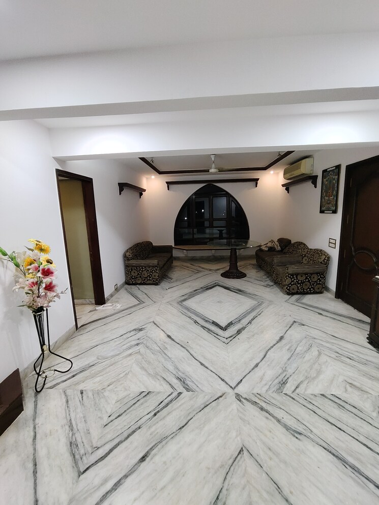 Bedroom, shyam-saran-society 2 Bedroom 1200 Sq.Ft. Apartment In Koregaon Park Pune 9132101