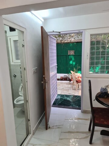  3 BHK Apartment at Safdarjung Development Area – for Rent
