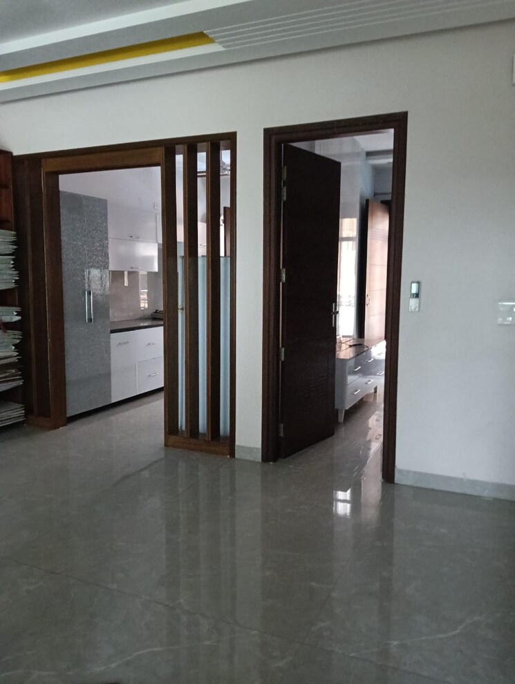 Room, sector 26 4 Bedroom 1800 Sq.Ft. Independent House In Sector 26 Panchkula 9132098
