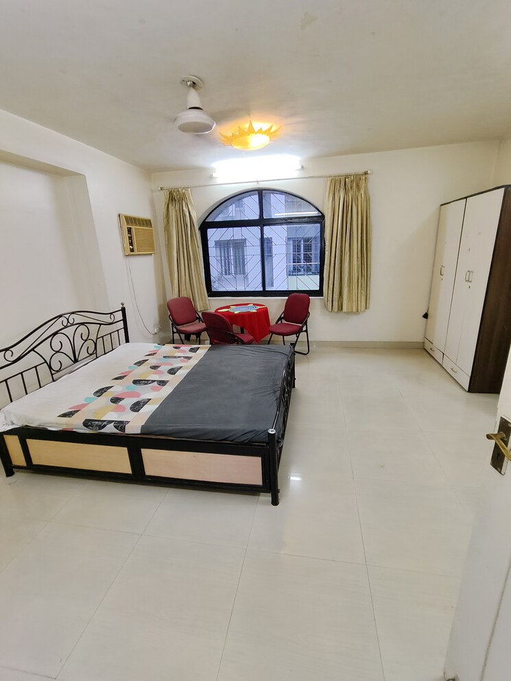 Bedroom, yogi-park-chs-koregaon 3 Bedroom 1500 Sq.Ft. Apartment In Koregaon Pune 9132110